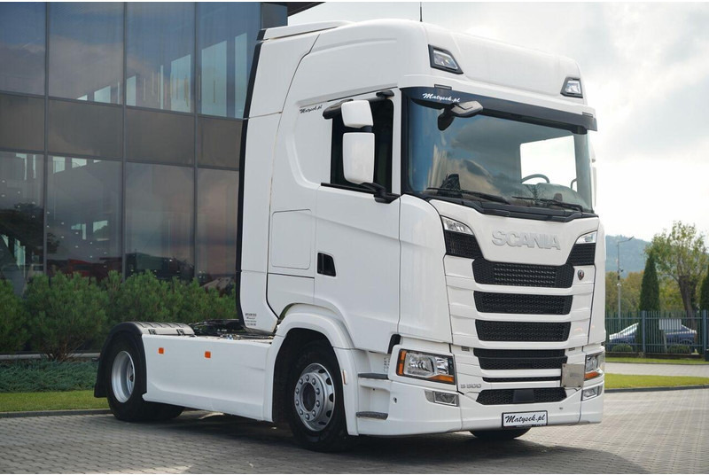 Scania S 500 / RETARDER / FULL AIR MATIC / NAVI - Nyergesvontató: 5 kép. Scania S 500 / RETARDER / FULL AIR MATIC / NAVI - Nyergesvontató: 5 kép.