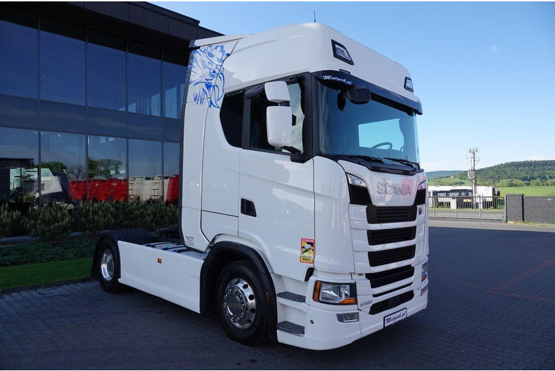 Scania S 500 / RETARDER / I-PARK COOL / ALUFELGI / OPONY 100% / PO KONT - Nyergesvontató: 3 kép. Scania S 500 / RETARDER / I-PARK COOL / ALUFELGI / OPONY 100% / PO KONT - Nyergesvontató: 3 kép.