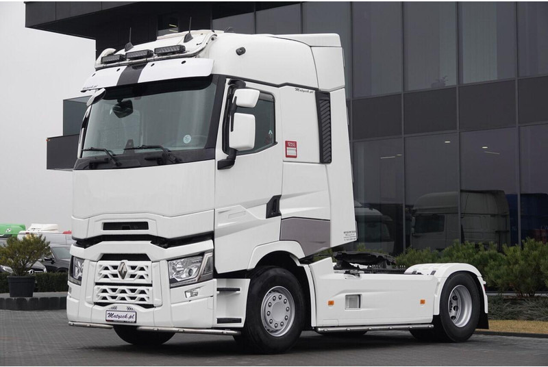 Scania T 520 / 13 L / RETARDER / I-PARK COOL OPONY 100% / PO KONTRAKCIE - Nyergesvontató: 5 kép. Scania T 520 / 13 L / RETARDER / I-PARK COOL OPONY 100% / PO KONTRAKCIE - Nyergesvontató: 5 kép.