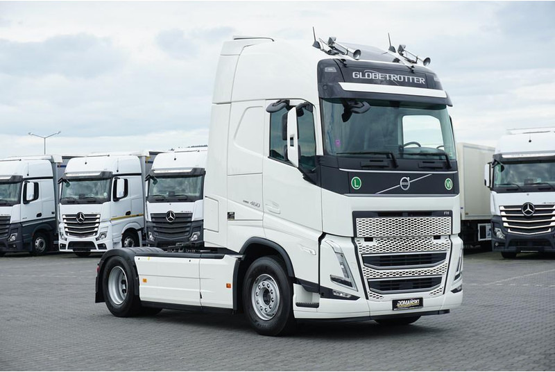Volvo FH / 460 / I – SAVE / XL / EURO 6 / ACC / I -COOL / NOWY MODEL - Nyergesvontató: 2 kép. Volvo FH / 460 / I – SAVE / XL / EURO 6 / ACC / I -COOL / NOWY MODEL - Nyergesvontató: 2 kép.