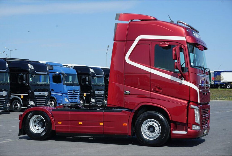 Volvo FH / 500 / EURO 6 / ACC / I -COOL / GLOBETROTTER - Nyergesvontató: 3 kép. Volvo FH / 500 / EURO 6 / ACC / I -COOL / GLOBETROTTER - Nyergesvontató: 3 kép.