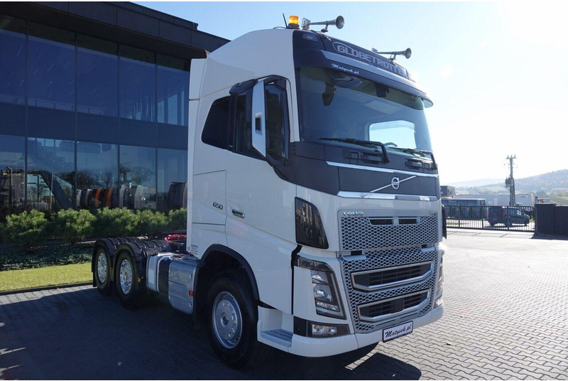 Volvo FH16 / 650 / 6x4 / HYDRAULIKA / I -PARK COOL / 3 OSIOWY CIĄGNIK - Nyergesvontató: 2 kép. Volvo FH16 / 650 / 6x4 / HYDRAULIKA / I -PARK COOL / 3 OSIOWY CIĄGNIK - Nyergesvontató: 2 kép.