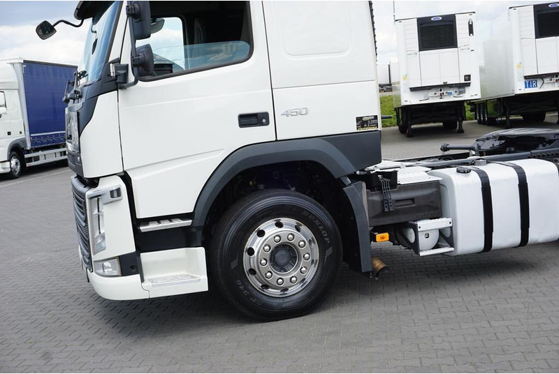Volvo FM / 450 / ACC / EURO 6 / PEŁNY ADR / WAGA 6692 KG / KOMPRESOR lízing Volvo FM / 450 / ACC / EURO 6 / PEŁNY ADR / WAGA 6692 KG / KOMPRESOR: 18 kép. Volvo FM / 450 / ACC / EURO 6 / PEŁNY ADR / WAGA 6692 KG / KOMPRESOR lízing Volvo FM / 450 / ACC / EURO 6 / PEŁNY ADR / WAGA 6692 KG / KOMPRESOR: 18 kép.