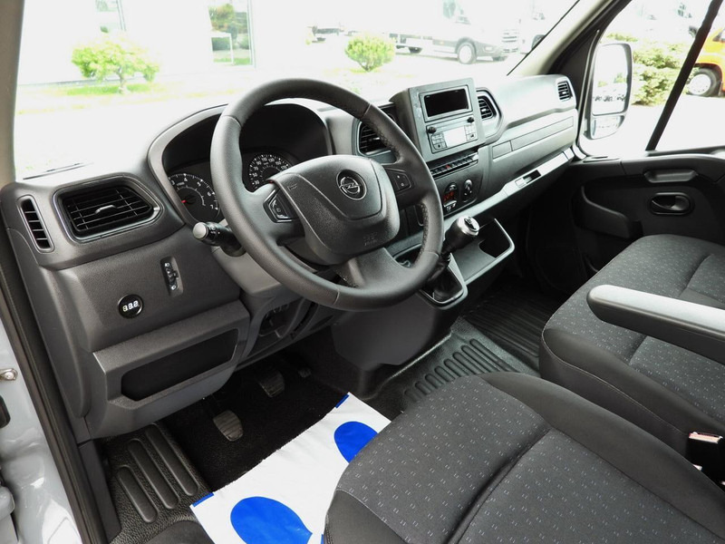 Opel Movano - Ponyvás kisteherautó: 2 kép. Opel Movano - Ponyvás kisteherautó: 2 kép.