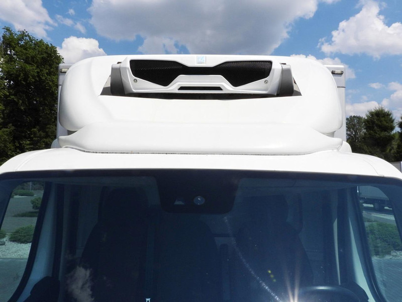 Dobozos kisteherautó Peugeot BOXER CHŁODNIA KONTENER 0*C 8 PALET TEMPOMAT LEDY KLIMATYZACJA: 16 kép. Dobozos kisteherautó Peugeot BOXER CHŁODNIA KONTENER 0*C 8 PALET TEMPOMAT LEDY KLIMATYZACJA: 16 kép.