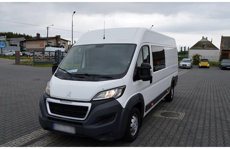 Peugeot Boxer Furgin Duoble CabinDoka L4H2 7-seater One Owner - Minibusz, Kisbusz: 1 kép. Peugeot Boxer Furgin Duoble CabinDoka L4H2 7-seater One Owner - Minibusz, Kisbusz: 1 kép.