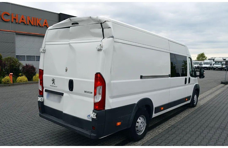 Peugeot Boxer Furgin Duoble CabinDoka L4H2 7-seater One Owner - Minibusz, Kisbusz: 4 kép. Peugeot Boxer Furgin Duoble CabinDoka L4H2 7-seater One Owner - Minibusz, Kisbusz: 4 kép.