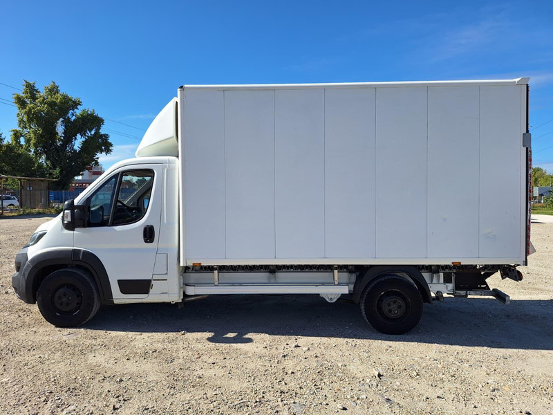 Peugeot Boxer - Koffer + DHollandia LBW - Dobozos kisteherautó: 5 kép. Peugeot Boxer - Koffer + DHollandia LBW - Dobozos kisteherautó: 5 kép.