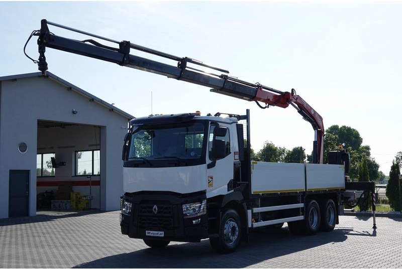 Renault C 380 / 6X4 / SKRZYNIOWY 6.4 M / + HDS FASSI F175A / MAX UDŹWIG - Platós teherautó, Darus autó: 3 kép. Renault C 380 / 6X4 / SKRZYNIOWY 6.4 M / + HDS FASSI F175A / MAX UDŹWIG - Platós teherautó, Darus autó: 3 kép.