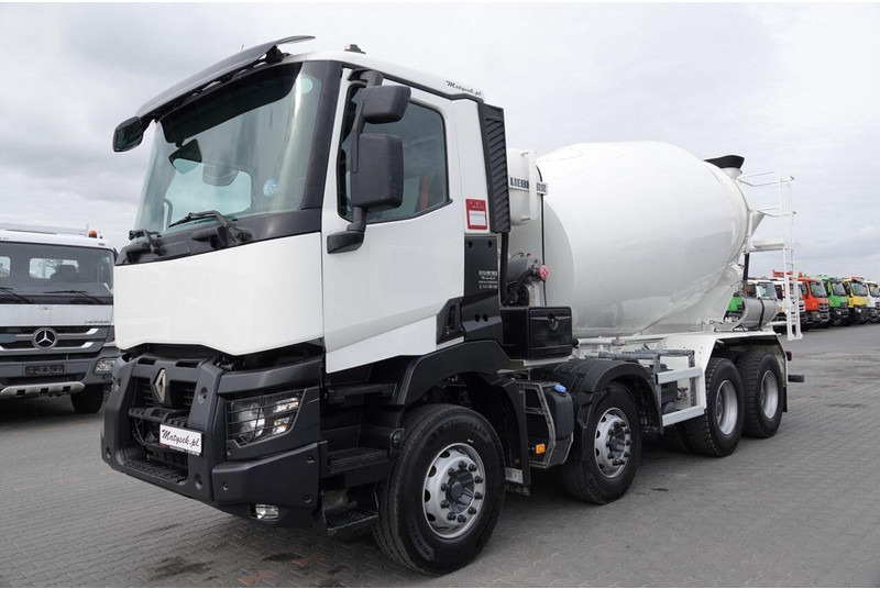 Renault C 380 / 8X4 / BETONOMIESZARKA / GRUSZKA / LIEBHERR 9 M3 / EURO 6 - Betonmixer: 2 kép. Renault C 380 / 8X4 / BETONOMIESZARKA / GRUSZKA / LIEBHERR 9 M3 / EURO 6 - Betonmixer: 2 kép.