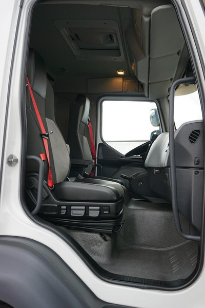 Ponyvás teherautó Renault D 16 / 280 / ACC / E 6 / FIRANKA + WINDA / ŁAD. 8 790 KG / 17 PA: 8 kép.