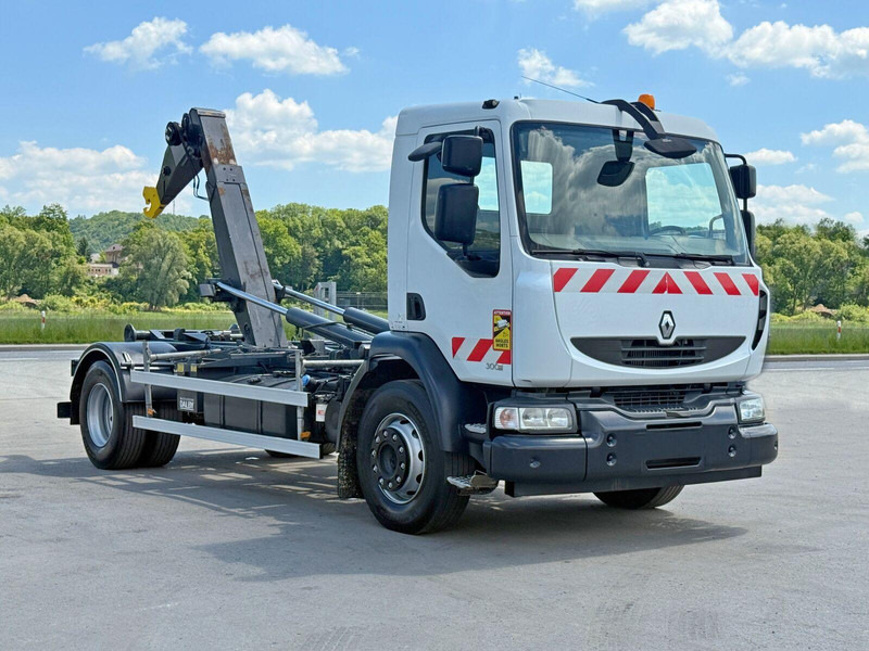 Renault MIDLUM 300 DXI* ABROLLKIPPER * - Horgos rakodó teherautó: 1 kép. Renault MIDLUM 300 DXI* ABROLLKIPPER * - Horgos rakodó teherautó: 1 kép.