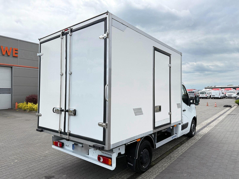 Renault Master 145 DCI Kontener 3x Drzwi 230V Chłodnia/Mroźnia do -12, S - Hűtős kisteherautó: 4 kép. Renault Master 145 DCI Kontener 3x Drzwi 230V Chłodnia/Mroźnia do -12, S - Hűtős kisteherautó: 4 kép.