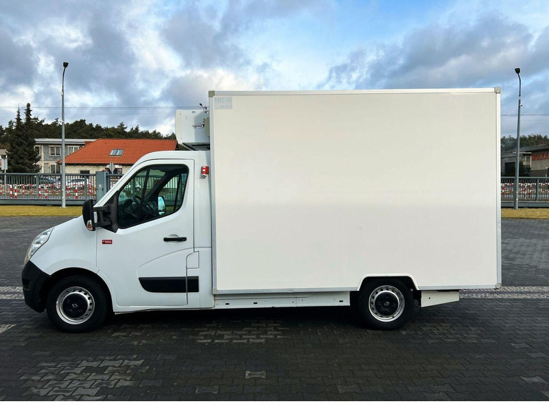 Renault Master 145 DCi Refrigerated container Two chambers storage tank - Hűtős kisteherautó: 2 kép. Renault Master 145 DCi Refrigerated container Two chambers storage tank - Hűtős kisteherautó: 2 kép.