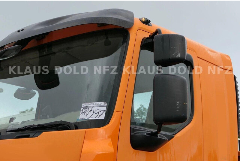Renault Premium 380 DXi - Skip loader - Konténerszállító: 3 kép. Renault Premium 380 DXi - Skip loader - Konténerszállító: 3 kép.