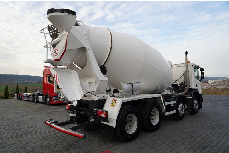 Scania P 410 / 8x4 / BETONOMIESZARKA / GRUSZKA / PUTZMEISTER / 9m3 / AU - Betonmixer: 4 kép. Scania P 410 / 8x4 / BETONOMIESZARKA / GRUSZKA / PUTZMEISTER / 9m3 / AU - Betonmixer: 4 kép.