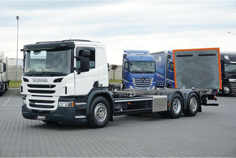Scania P 410 / ACC / E 6 / BDF + WINDA / 7.15 , 7.45, 7.82 M / OŚ SKRĘT - Alvaz teherautó: 2 kép. Scania P 410 / ACC / E 6 / BDF + WINDA / 7.15 , 7.45, 7.82 M / OŚ SKRĘT - Alvaz teherautó: 2 kép.
