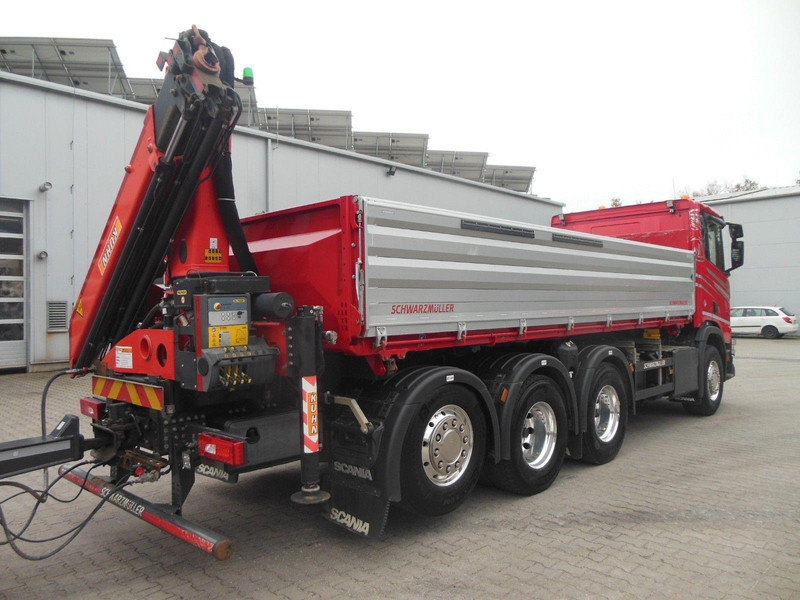 Scania R 580 8X4 + PALFINGER PK 19.001 crane - Billenőplatós teherautó, Darus autó: 4 kép. Scania R 580 8X4 + PALFINGER PK 19.001 crane - Billenőplatós teherautó, Darus autó: 4 kép.
