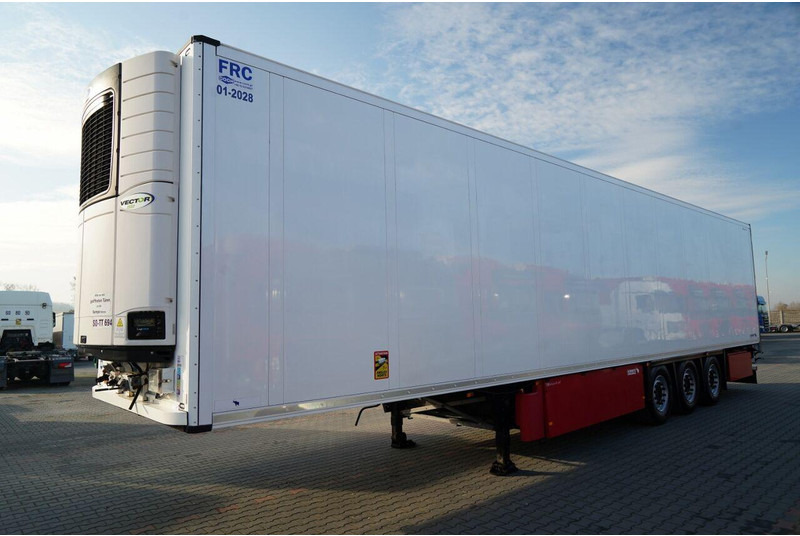 Schmitz Cargobull CHŁODNIA / CARRIER VECTOR 1550 / OŚ PODNOSZONA / DOPPELSTOCK / K - Félpótkocsi hűtős: 4 kép. Schmitz Cargobull CHŁODNIA / CARRIER VECTOR 1550 / OŚ PODNOSZONA / DOPPELSTOCK / K - Félpótkocsi hűtős: 4 kép.