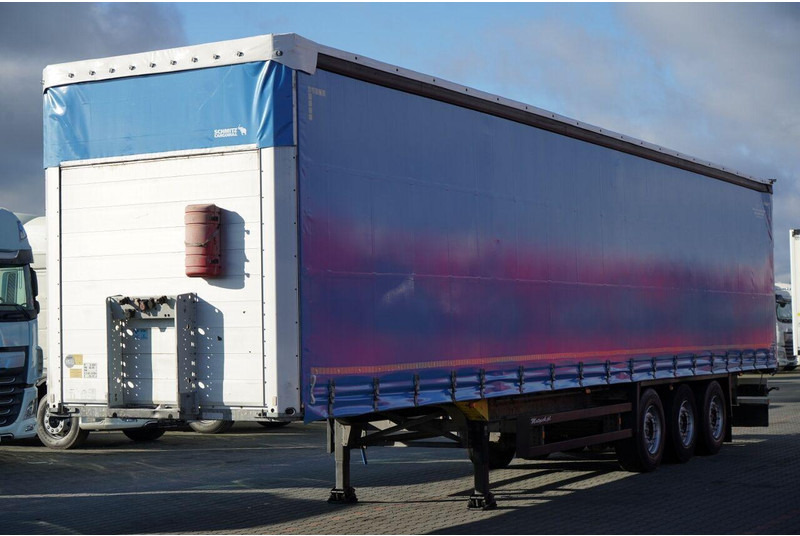 Schmitz Cargobull FIRANKA / STANDARD / 2 OSIE PODNOSZONE - Ponyvás félpótkocsi: 3 kép. Schmitz Cargobull FIRANKA / STANDARD / 2 OSIE PODNOSZONE - Ponyvás félpótkocsi: 3 kép.