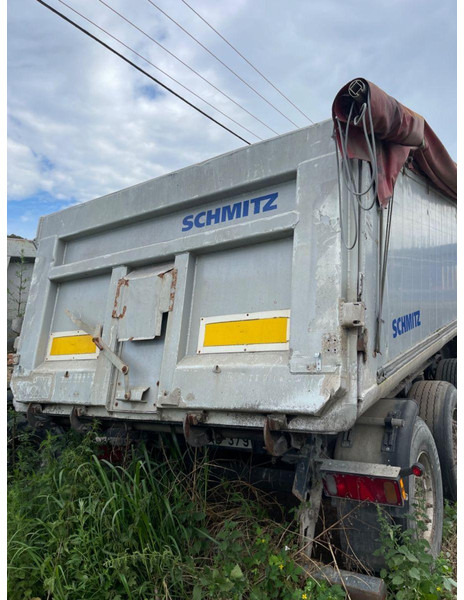 Schmitz Cargobull SKO-24 kipper - Félpótkocsi billenőplatós: 3 kép. Schmitz Cargobull SKO-24 kipper - Félpótkocsi billenőplatós: 3 kép.