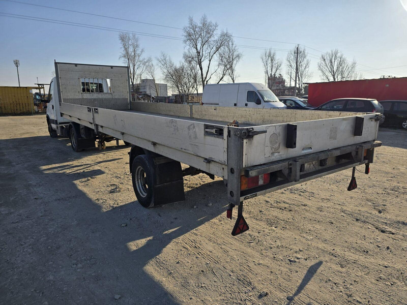 Simon - Pritsche BE semi-trailer - Platós félpótkocsi: 4 kép. Simon - Pritsche BE semi-trailer - Platós félpótkocsi: 4 kép.