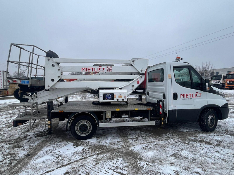 Iveco Daily 35-120 Oil & Steel Snake 2010 H Plus 20 m - Lifting Baske - Teherautó, Darus autó: 4 kép. Iveco Daily 35-120 Oil & Steel Snake 2010 H Plus 20 m - Lifting Baske - Teherautó, Darus autó: 4 kép.