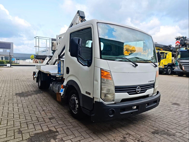 Nissan Cabstar 35.11 - Lifting basket truck - Teherautó, Darus autó: 2 kép. Nissan Cabstar 35.11 - Lifting basket truck - Teherautó, Darus autó: 2 kép.