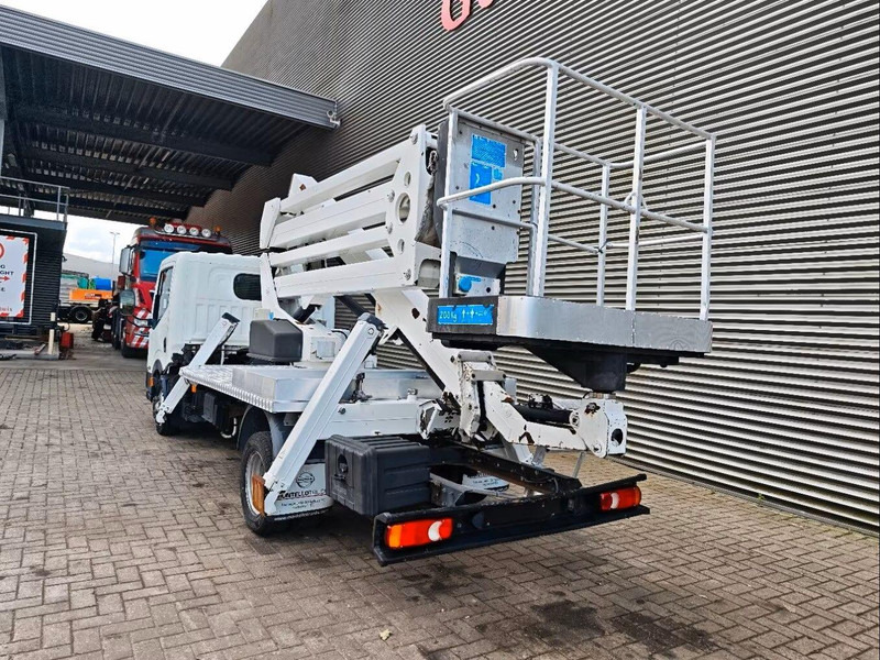 Nissan Cabstar 35.11 - Lifting basket truck - Teherautó, Darus autó: 4 kép. Nissan Cabstar 35.11 - Lifting basket truck - Teherautó, Darus autó: 4 kép.
