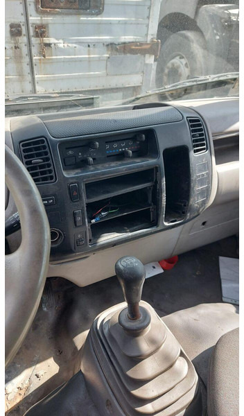 Toyota Dyna 150 3,0 D - Koffer - Dobozos kisteherautó: 5 kép. Toyota Dyna 150 3,0 D - Koffer - Dobozos kisteherautó: 5 kép.