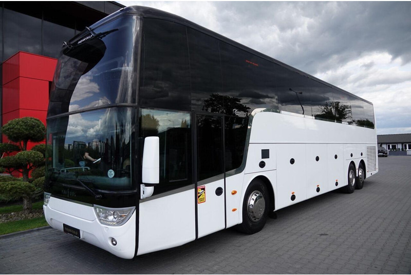 Van Hool TDX 20 ALTANO - Távolsági busz: 3 kép. Van Hool TDX 20 ALTANO - Távolsági busz: 3 kép.