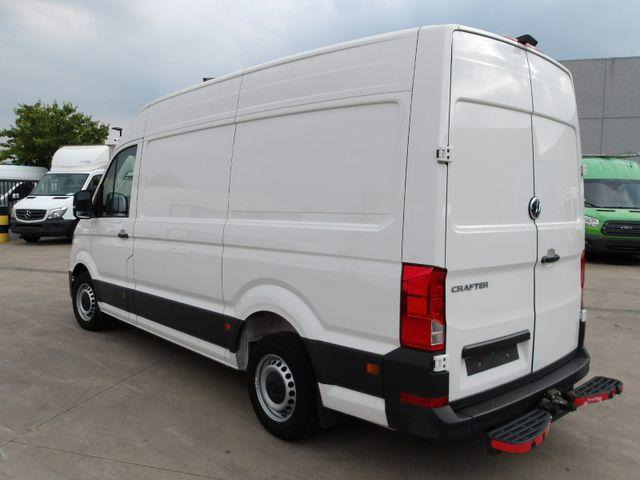 Volkswagen Crafter - Furgon: 4 kép. Volkswagen Crafter - Furgon: 4 kép.