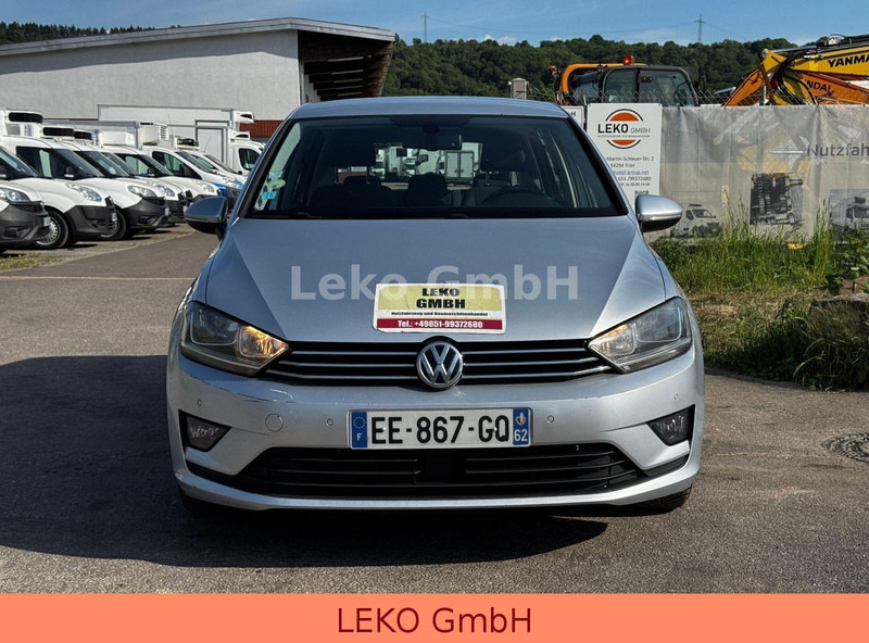 Volkswagen Golf Plus - Hatchback: 2 kép. Volkswagen Golf Plus - Hatchback: 2 kép.