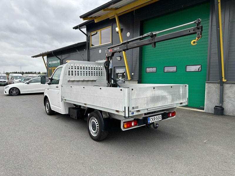 Volkswagen Transporter - Platós kisteherautó: 3 kép. Volkswagen Transporter - Platós kisteherautó: 3 kép.