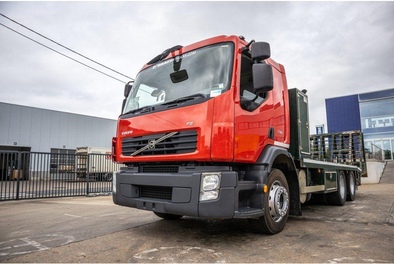 Volvo FE 340-6x2 105 500 KM - Platós teherautó: 1 kép. Volvo FE 340-6x2 105 500 KM - Platós teherautó: 1 kép.