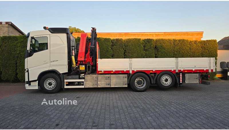 Volvo FH 540 - Flatbed+crane 6x2 - Platós teherautó, Darus autó: 4 kép. Volvo FH 540 - Flatbed+crane 6x2 - Platós teherautó, Darus autó: 4 kép.