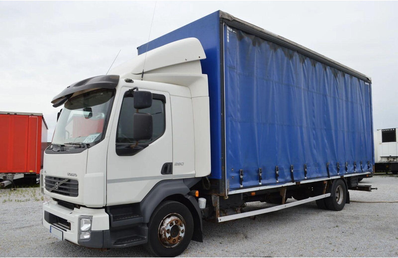 Volvo FL 290 12.290 CURTAIN TILT EURO 5 - Ponyvás teherautó: 1 kép. Volvo FL 290 12.290 CURTAIN TILT EURO 5 - Ponyvás teherautó: 1 kép.