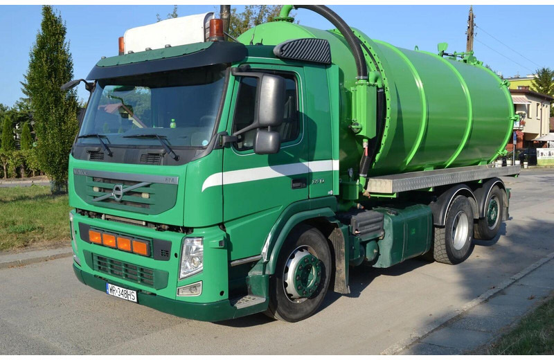 Volvo FM 370 - Vacuum truck - Szippantós autó: 1 kép. Volvo FM 370 - Vacuum truck - Szippantós autó: 1 kép.