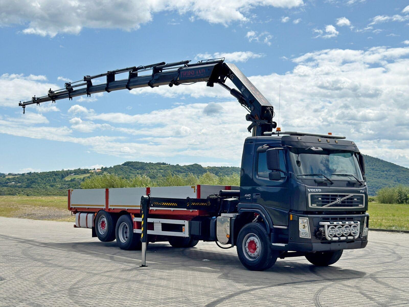 Volvo FM 440 * HIAB 288 E - 8 HIPRO/FUNK * TOPZUSTAND - Platós teherautó, Darus autó: 2 kép. Volvo FM 440 * HIAB 288 E - 8 HIPRO/FUNK * TOPZUSTAND - Platós teherautó, Darus autó: 2 kép.