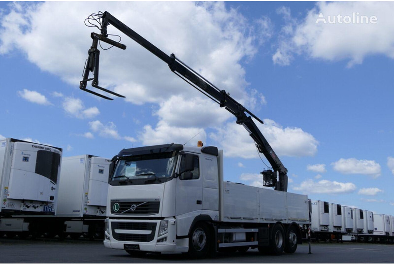Volvo FM 460 - Platós teherautó, Darus autó: 4 kép. Volvo FM 460 - Platós teherautó, Darus autó: 4 kép.