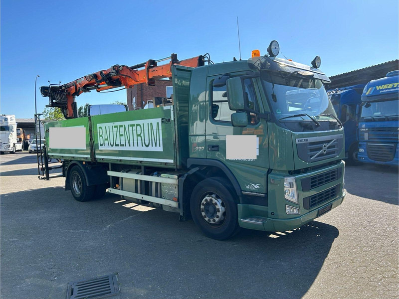 Volvo FM330 Kran Hiab 113K Pro Euro 5+EEV.2x Ger - Platós teherautó, Darus autó: 1 kép. Volvo FM330 Kran Hiab 113K Pro Euro 5+EEV.2x Ger - Platós teherautó, Darus autó: 1 kép.