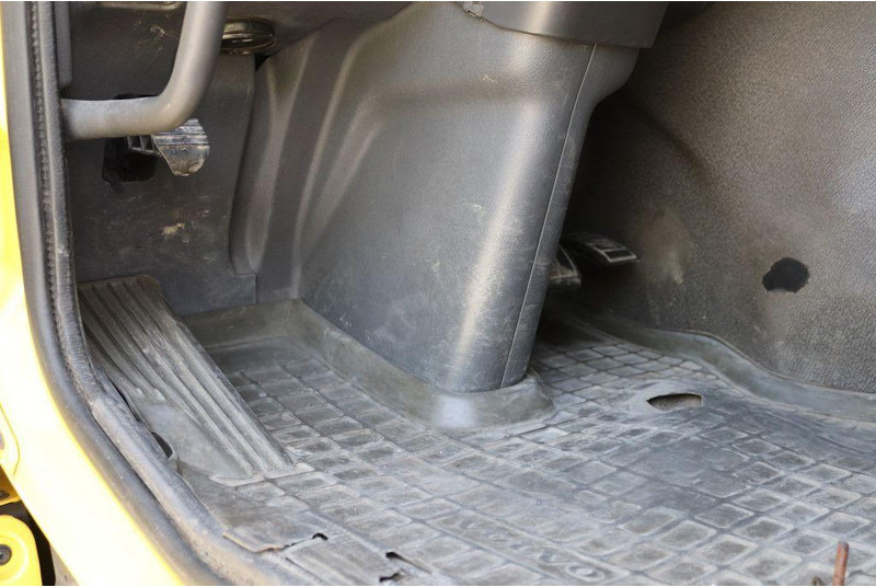 Platós teherautó, Darus autó Volvo FM370 E5 VEB Kran Atlas 190.2E-A4 Funk: 13 kép. Platós teherautó, Darus autó Volvo FM370 E5 VEB Kran Atlas 190.2E-A4 Funk: 13 kép.