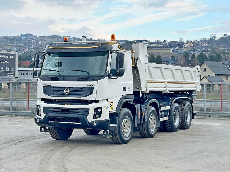 Volvo FMX 410 - Billenőplatós teherautó: 2 kép. Volvo FMX 410 - Billenőplatós teherautó: 2 kép.