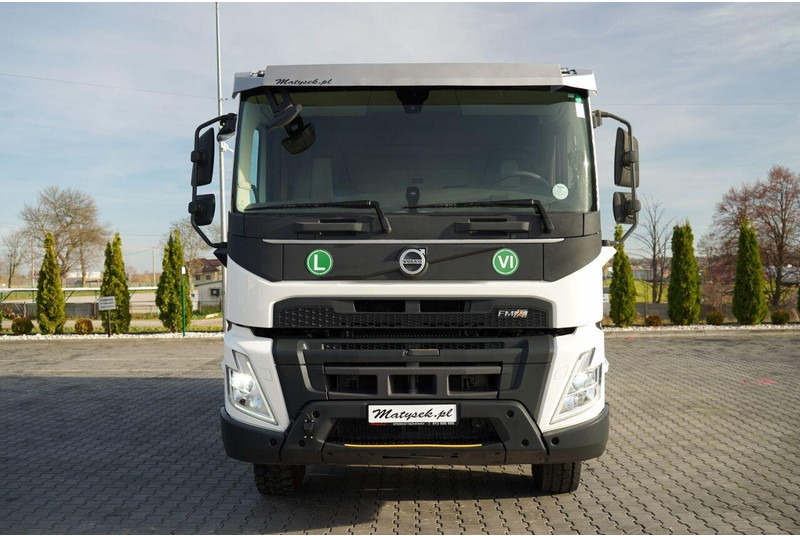 Billenőplatós teherautó Volvo FMX 550 / 6x4 / WYWROTKA / WOZIDŁO / HARDOX / HYDRAULICZNA KLAPA: 14 kép.