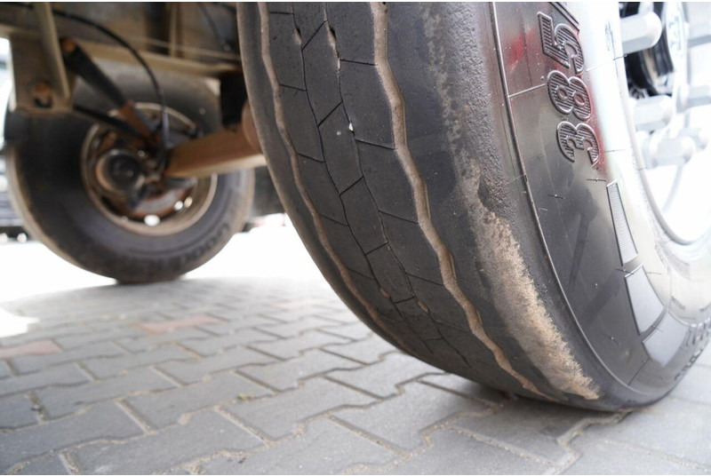 Félpótkocsi billenőplatós ZASŁAW WYWROTKA 26 m3 / STALOWA / HP / OŚ PODNOSZONA / RYNNA / 2017: 18 kép. Félpótkocsi billenőplatós ZASŁAW WYWROTKA 26 m3 / STALOWA / HP / OŚ PODNOSZONA / RYNNA / 2017: 18 kép.