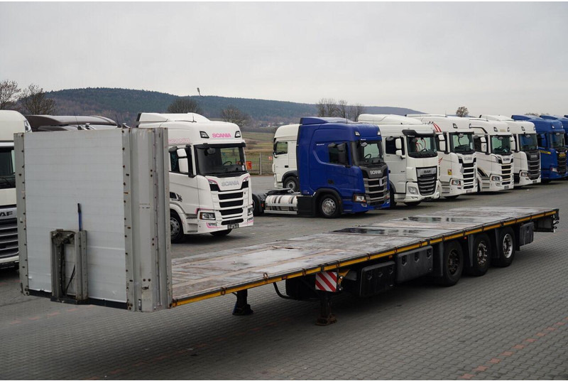 Zaslaw PLATFORMA NISKOPODWOZIOWA + HAKI PODKONTENERY / MOCOWANIA DO - Platós félpótkocsi: 4 kép. Zaslaw PLATFORMA NISKOPODWOZIOWA + HAKI PODKONTENERY / MOCOWANIA DO - Platós félpótkocsi: 4 kép.