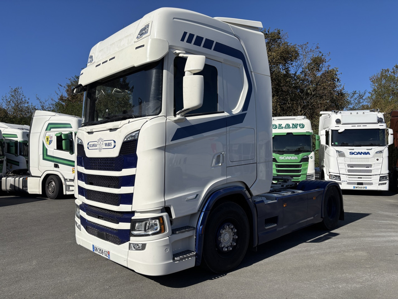 SCANIA S 500 A4x2NB - Nyergesvontató: 1 kép. SCANIA S 500 A4x2NB - Nyergesvontató: 1 kép.