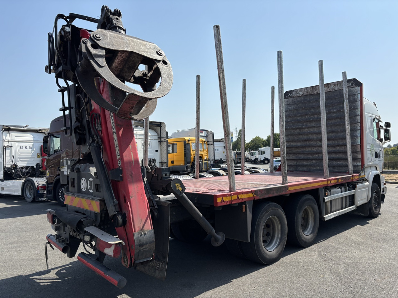 SCANIA R 580 CB6x4HHZ - Alvaz teherautó: 3 kép. SCANIA R 580 CB6x4HHZ - Alvaz teherautó: 3 kép.