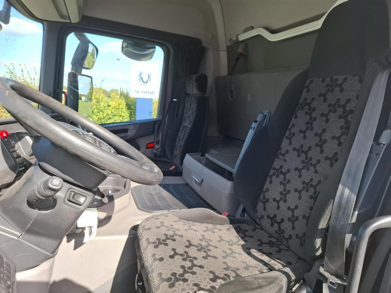SCANIA SCANIA G410 A4x2 GNC - Nyergesvontató: 3 kép. SCANIA SCANIA G410 A4x2 GNC - Nyergesvontató: 3 kép.