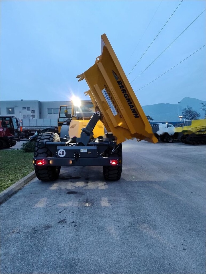 Bergmann C815s - Csuklós dömper: 5 kép. Bergmann C815s - Csuklós dömper: 5 kép.